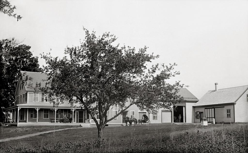 The Bridges Inn At Whitcomb House B&B Swanzey Exterior photo